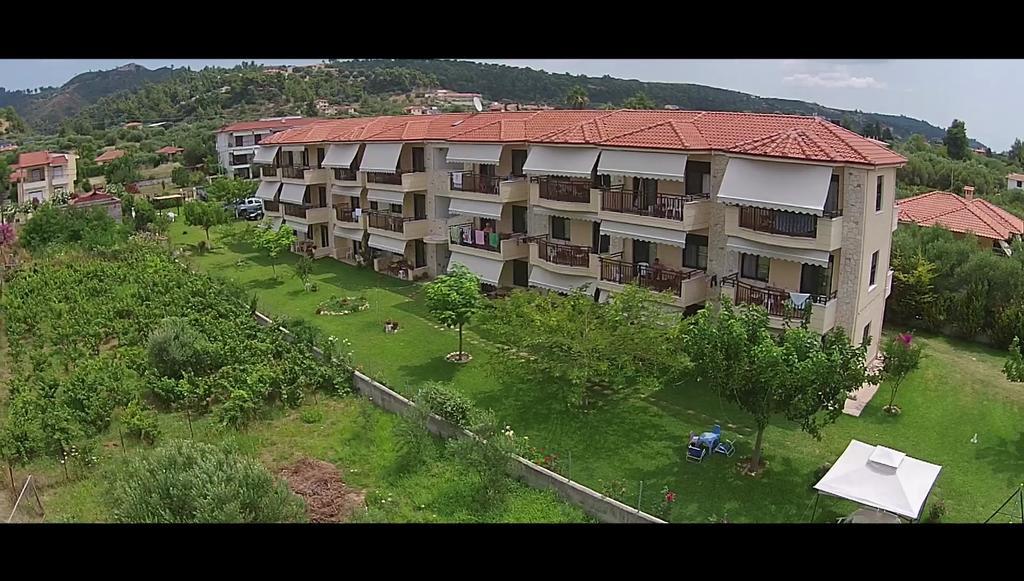 Stella Meri Studios - Apartments Nea Skioni Esterno foto
