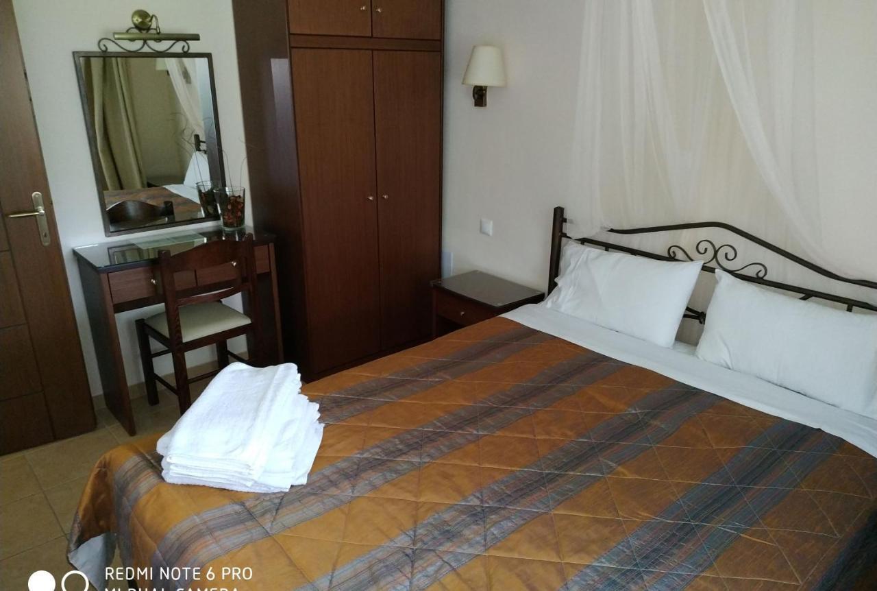 Stella Meri Studios - Apartments Nea Skioni Esterno foto